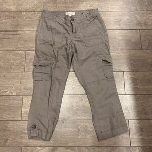 Early 2000’s Banana Republic woman taupe capris Cargo Pants petite